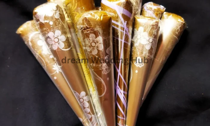 Ayesha Mehendi service